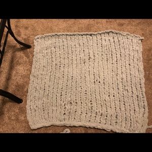 Chunky knit blankets